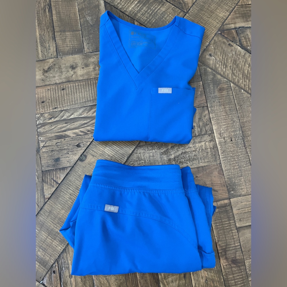 Blue Figs Scrub set